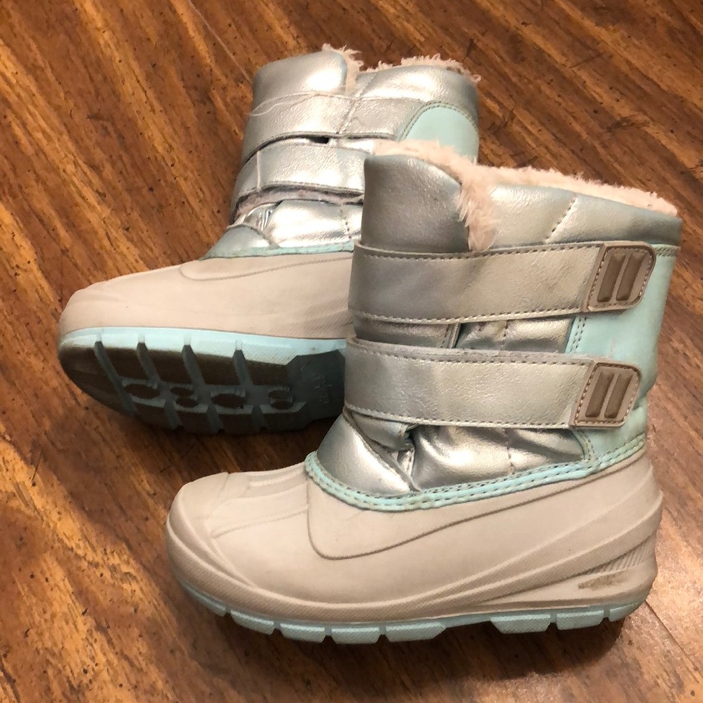 Cat and Jack Winter Boots